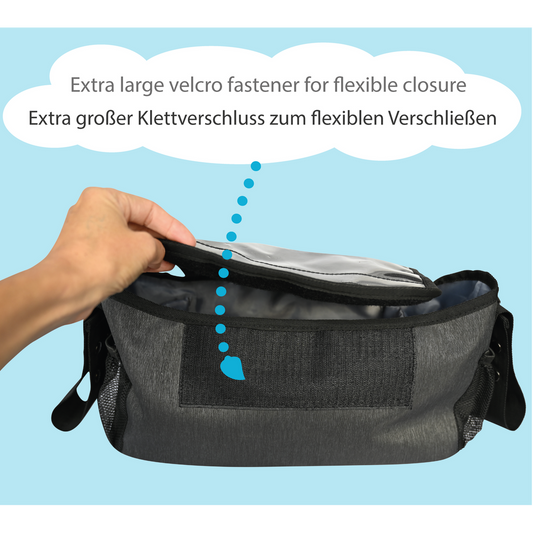 Kinderwagentas met een smartphone